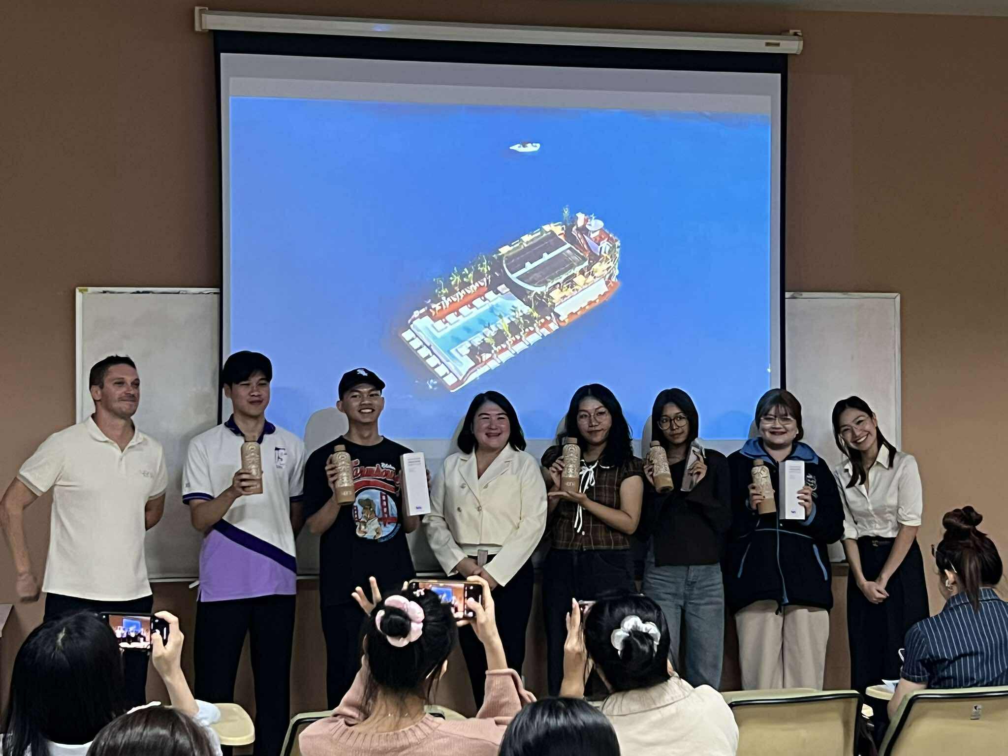 Roadshow YONA Beach Club