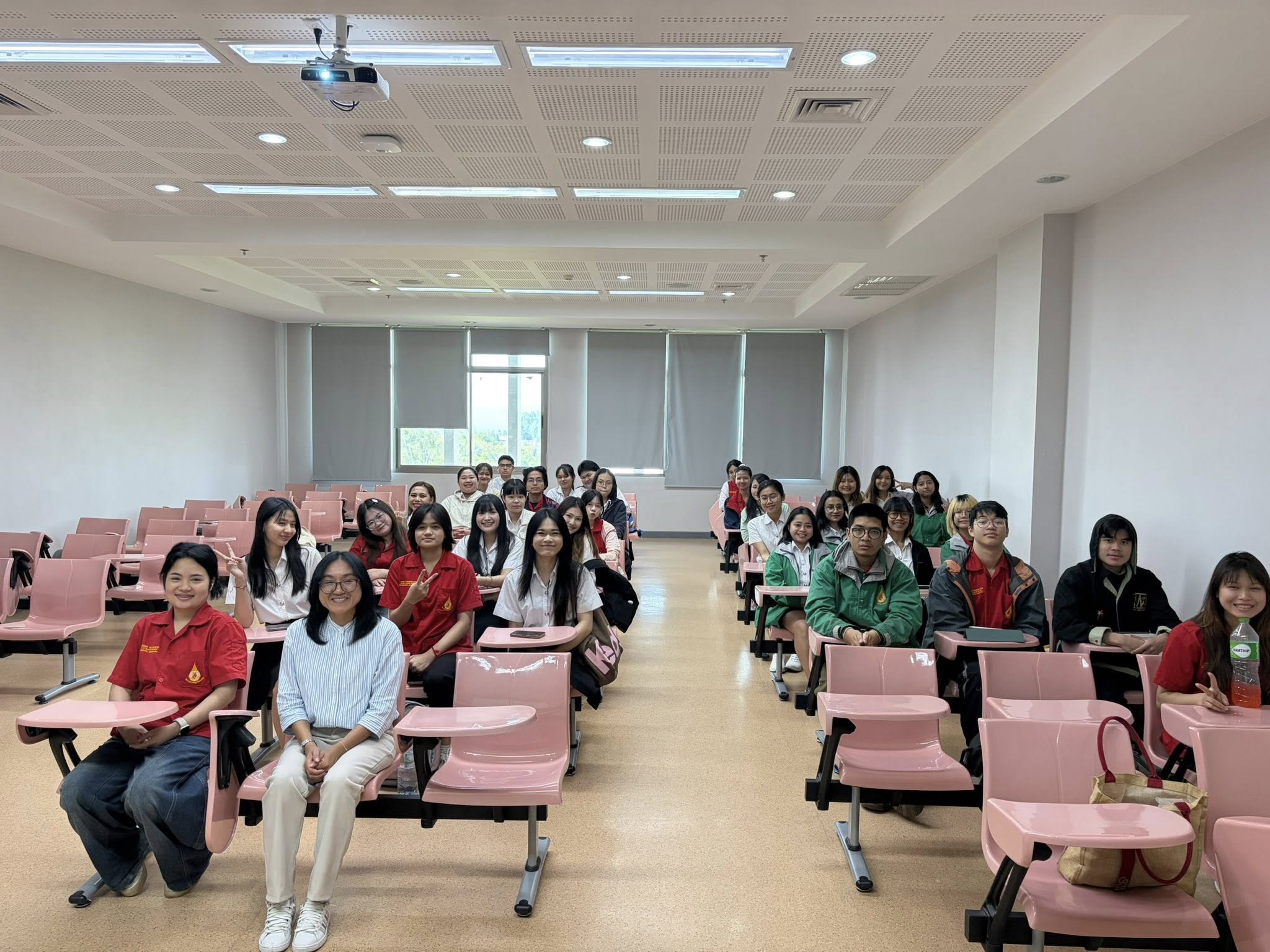 กิจกรรม “สำนักวิชาพบนักศึกษา” ประจำปีการศึกษา 2569 สาขาวิชาอนามัยสิ่งแวดล้อม