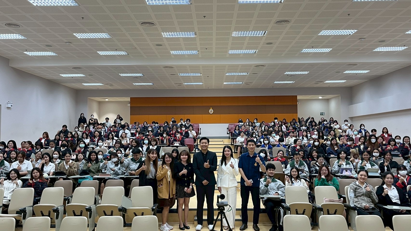 กิจกรรม “สำนักวิชาพบนักศึกษา” ประจำปีการศึกษา 2569 สาขาวิชาบริหารธุรกิจ