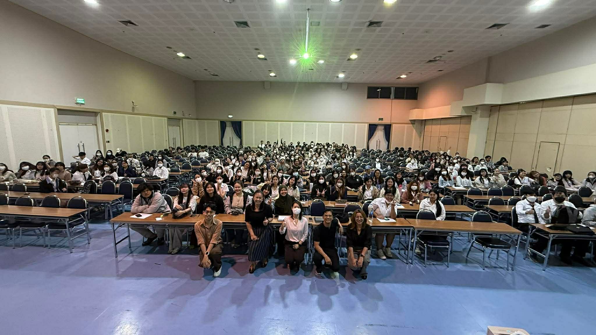 กิจกรรม “สำนักวิชาพบนักศึกษา” ประจำปีการศึกษา 2569 สาขาวิชาภาษาอังกฤษ