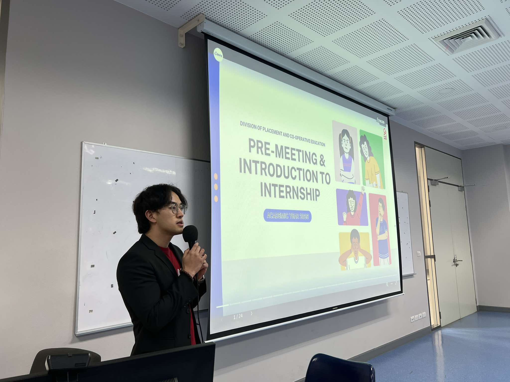 กิจกรรม Pre-Meeting & Introduction to Internship 2025 สาขาวิชาวิทยาศาตร์เครื่องสำอาง 
